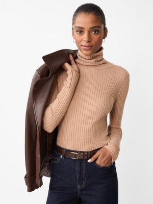 Arlette Turtleneck