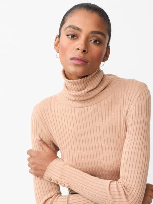Arlette Turtleneck