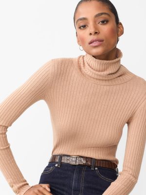 Arlette Turtleneck