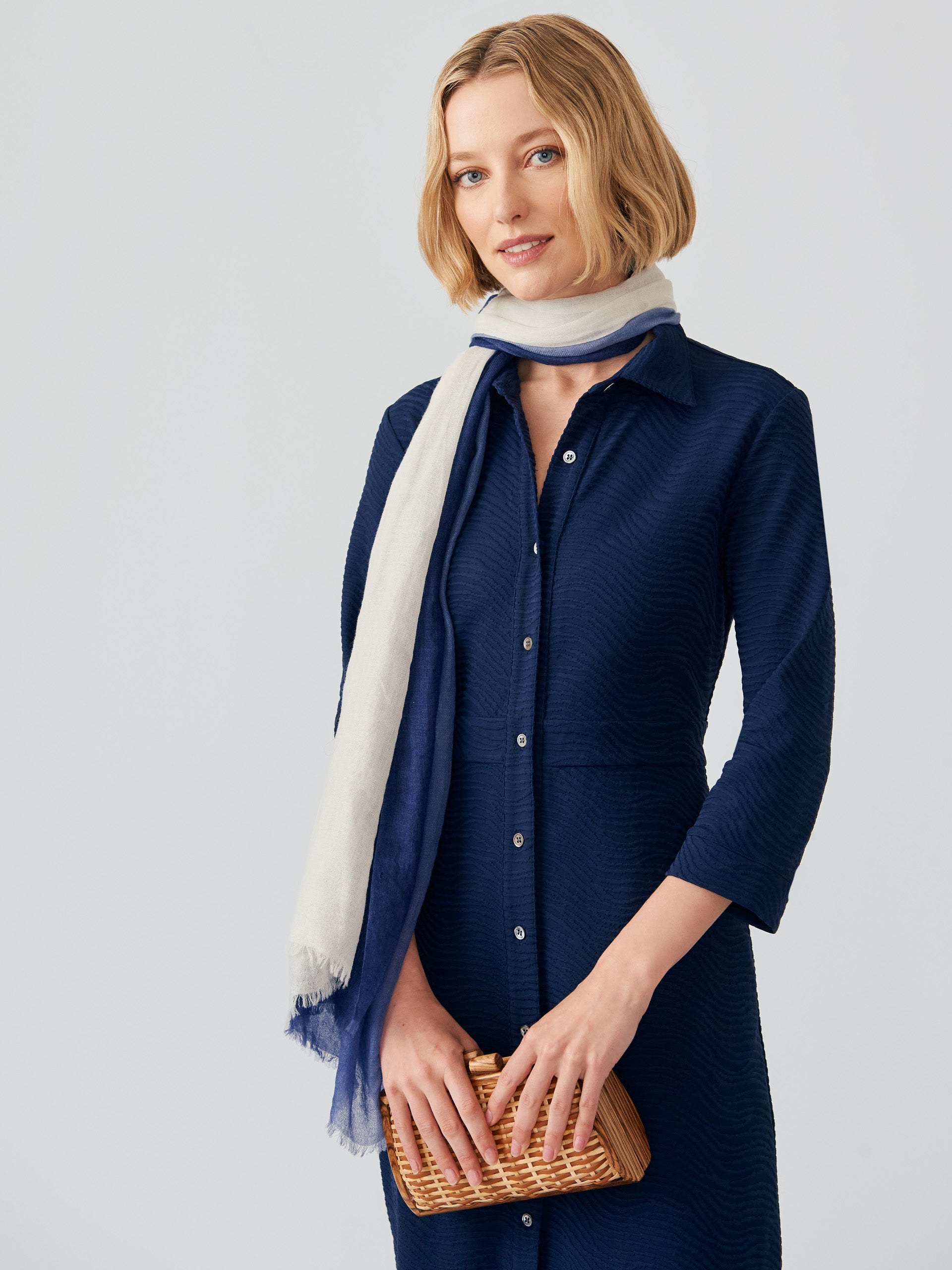 kailyn_0224252495_navy_043