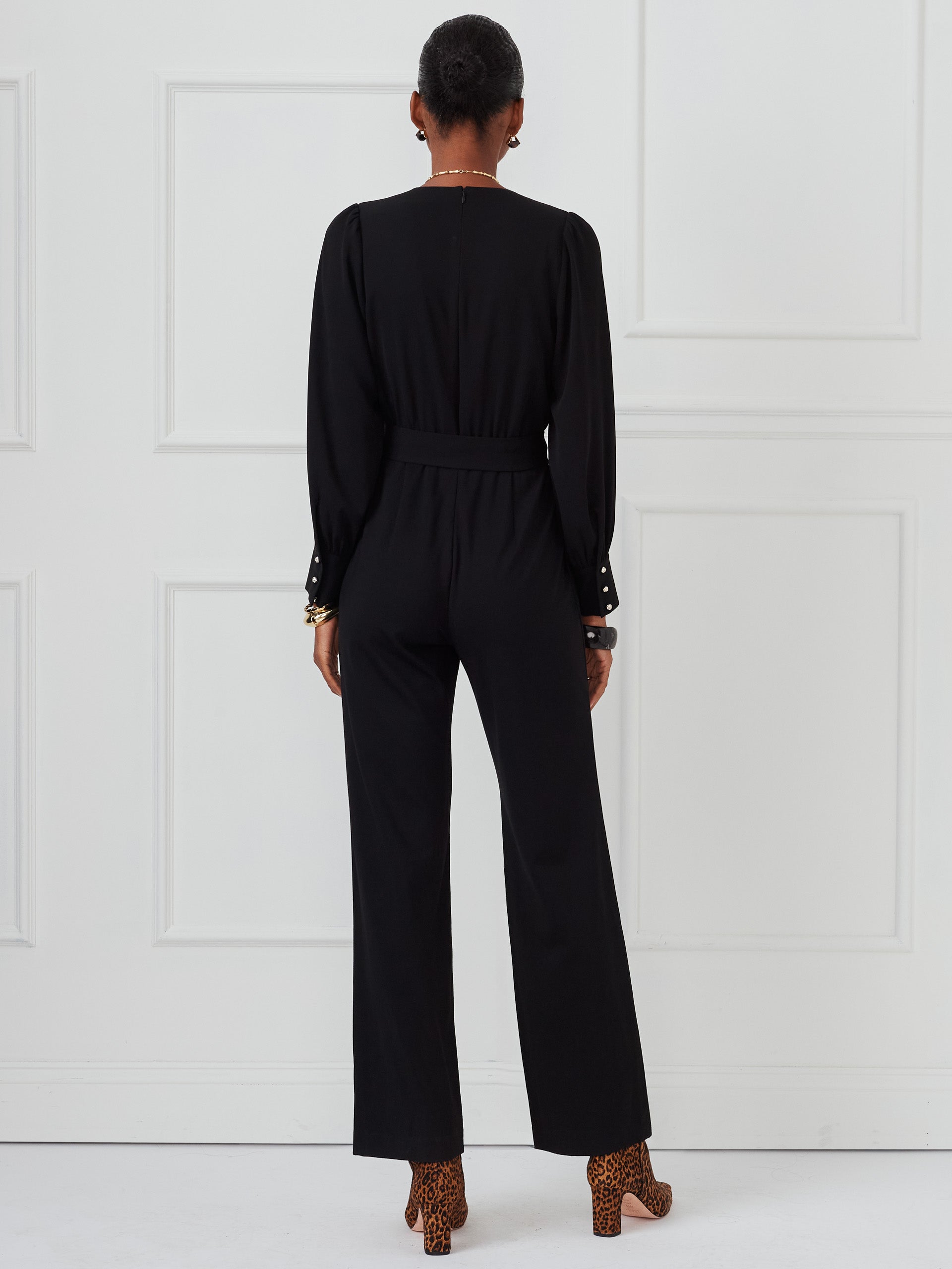 vita_0233611022_black_007_24bae075-b0e6-4a27-bba0-4d6a7acf8478-4